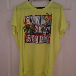 NWOT Gildan Yellow Short Sleeve Tee with Sun Salt Sand Graphic